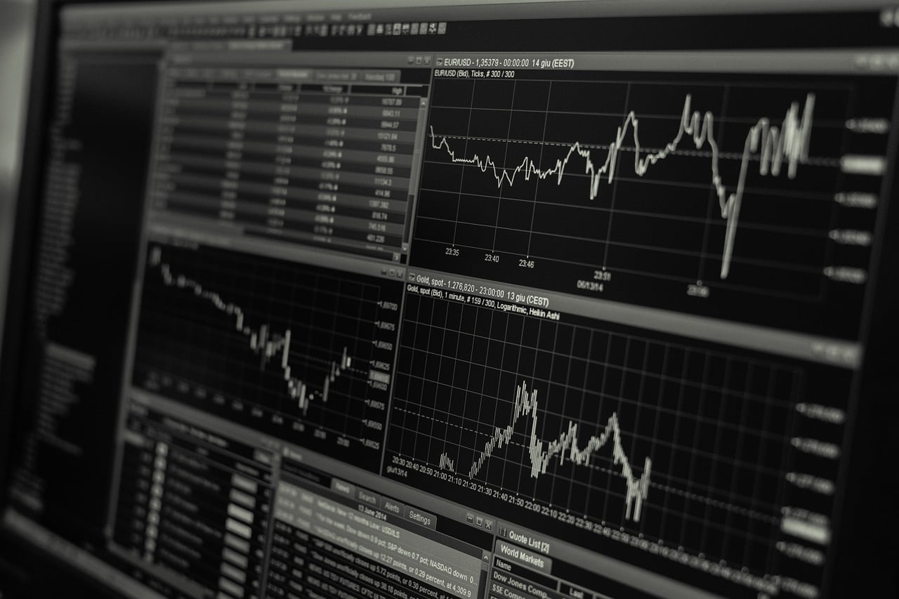 Servicios stock, trading, monitor-1863880.jpg